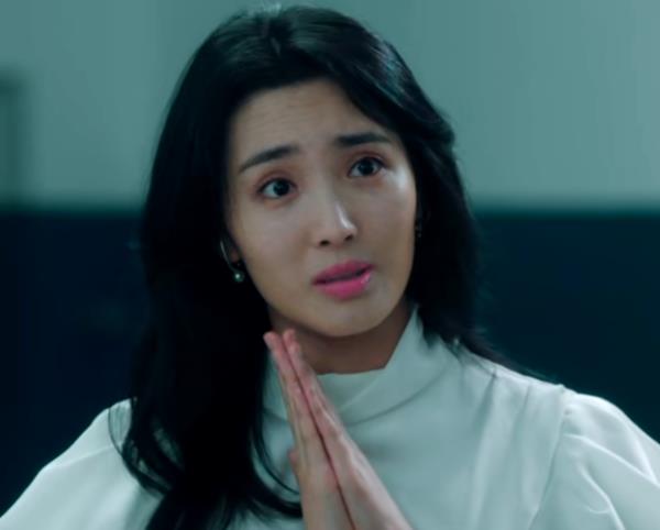 王紫璇|《盛装》王紫璇太美了，身材好气质佳演技也不错，难怪周迅会签她