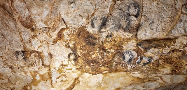 2万年前全球大结冰,法国海岸露出个神秘洞穴,原始人在里面作画