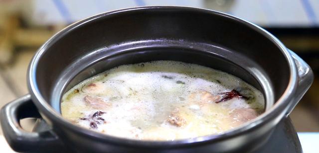 明日小满，饮食有讲究，“食2肉，吃3瓜2豆，忌2事”，整夏不受苦