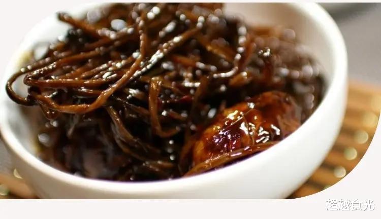 林更新|林更新晒东北美食火了，引9万人点赞，网友：太可怕了，全是香菜