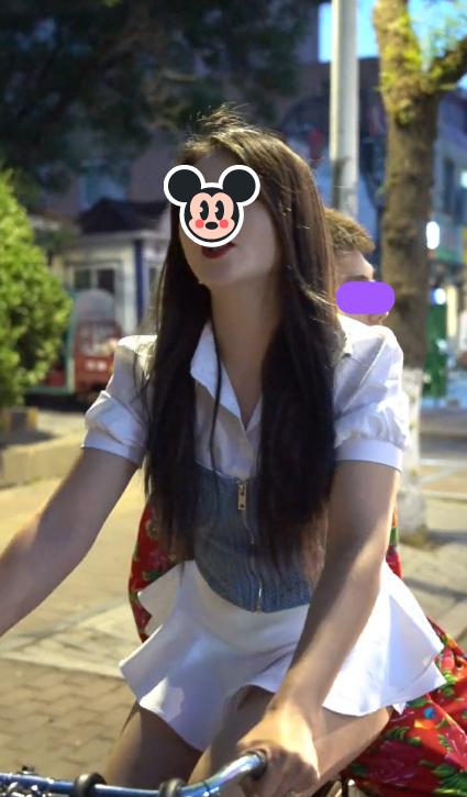 一女子骑自行车载男友去面试,招聘经理:我们全家人找了他五年