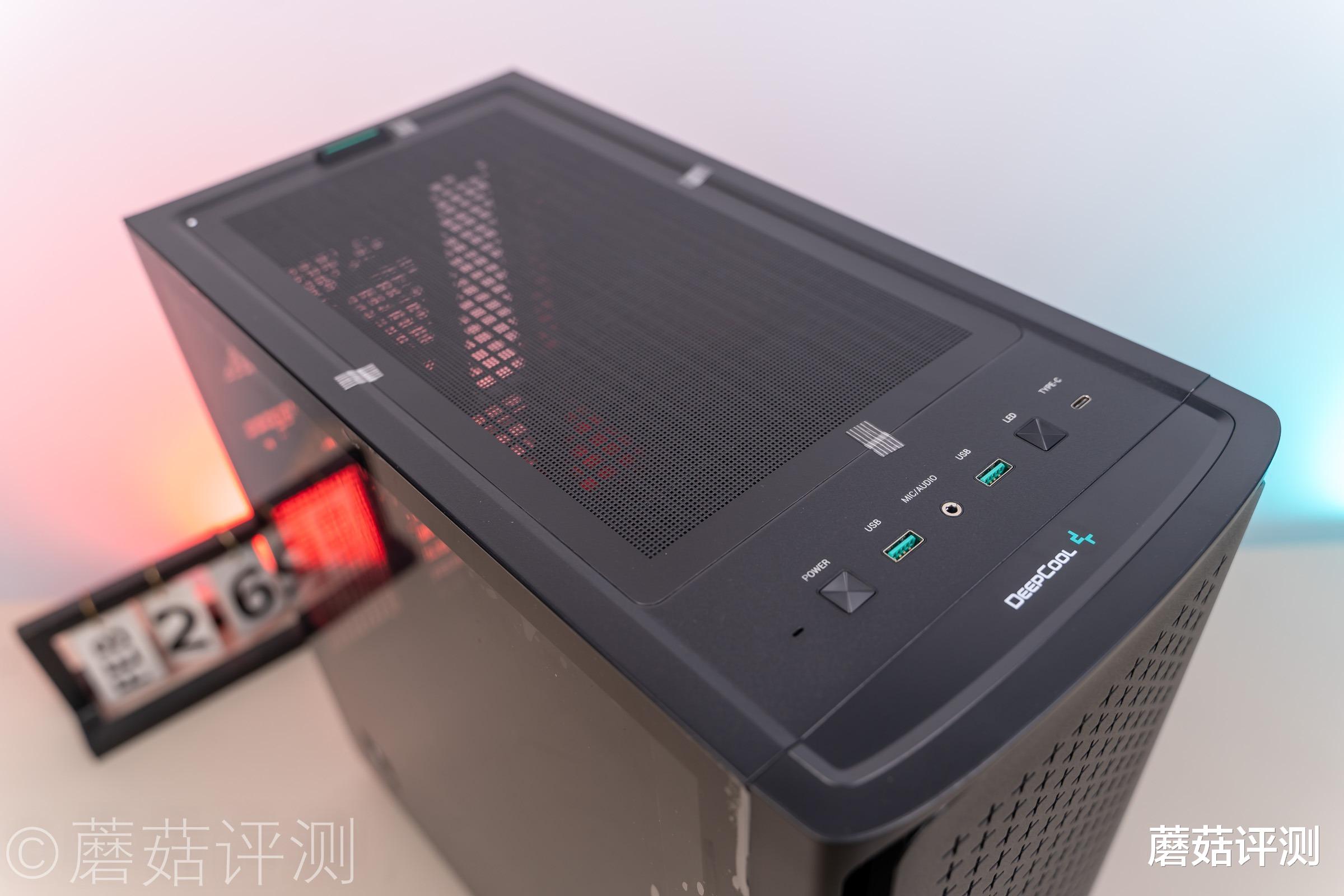 努比亚|散热优秀，外观、设计精致、九州风神CK560幻境Pro中塔机箱 评测