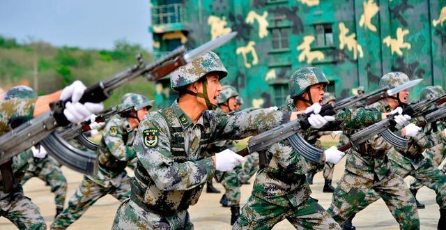 国家公职人员|“香馍馍”职业榜单更新，公务员难回第一，榜首出人意料