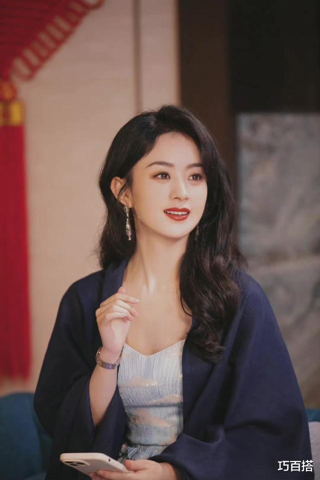 赵丽颖|不穿纱裙的赵丽颖美出了新高度,从容大气气质优雅,惊艳全场