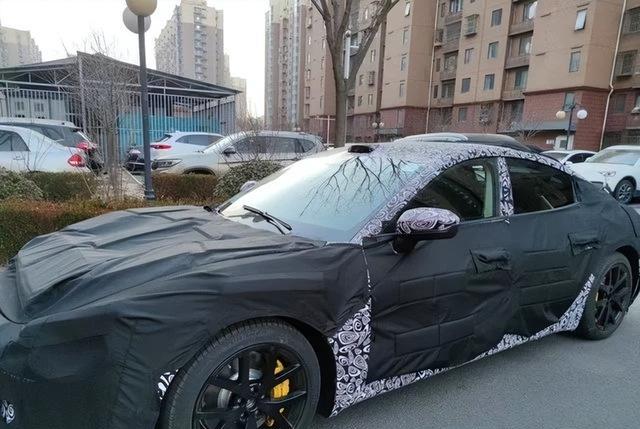 日活跃用户数量|小米新车实车曝光，静态出街图，造车资质没搞定，千万销量咋整