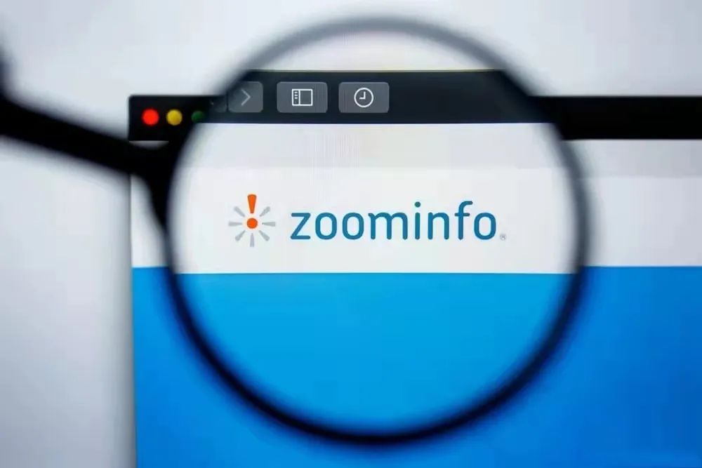 saas|距离中国版「Zoominfo」诞生还有多久？