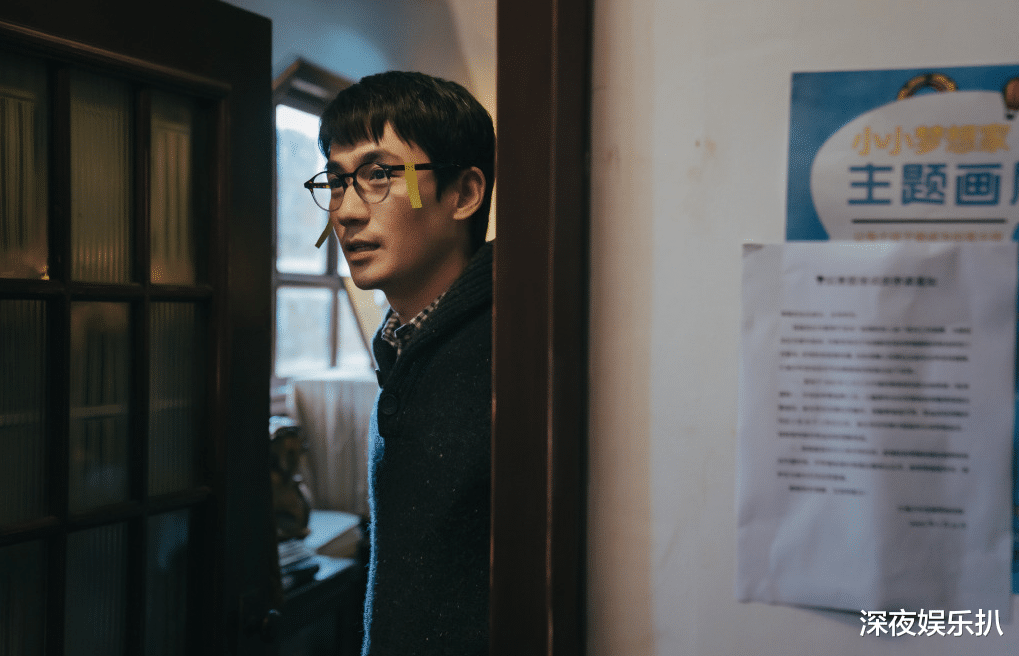 朱一龙|新作票房冲击8亿，朱一龙因花絮空降热搜，黄志忠昔日金句成真