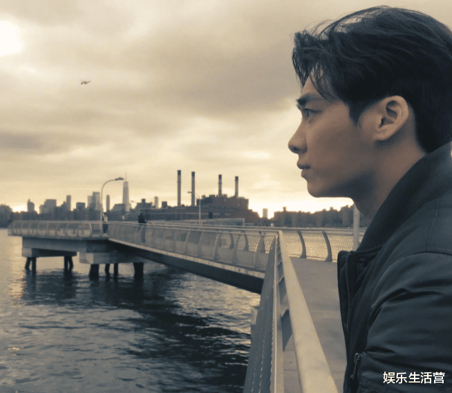 李易峰|李易峰刚释放时，理的寸头不会是拘留所统一标准？不过还挺好看的