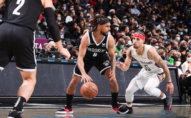 詹姆斯·哈登|KD傷退，哈登15助攻！對手7人上雙仍慘敗，全隊180俱樂部！