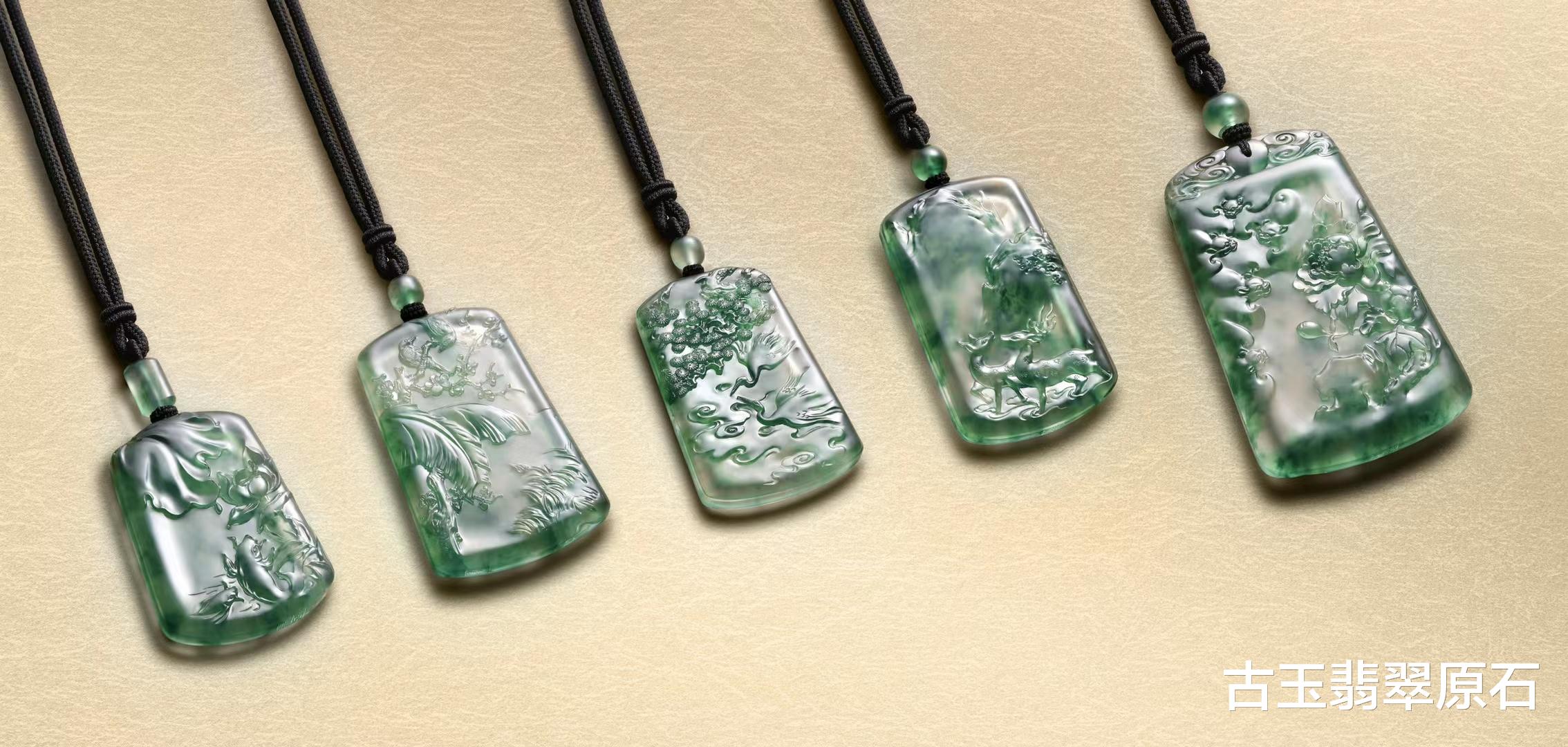 翡翠|亿万年形成的翡翠原石,经过精细雕刻之后成就绝美玻璃种翡翠荣光!