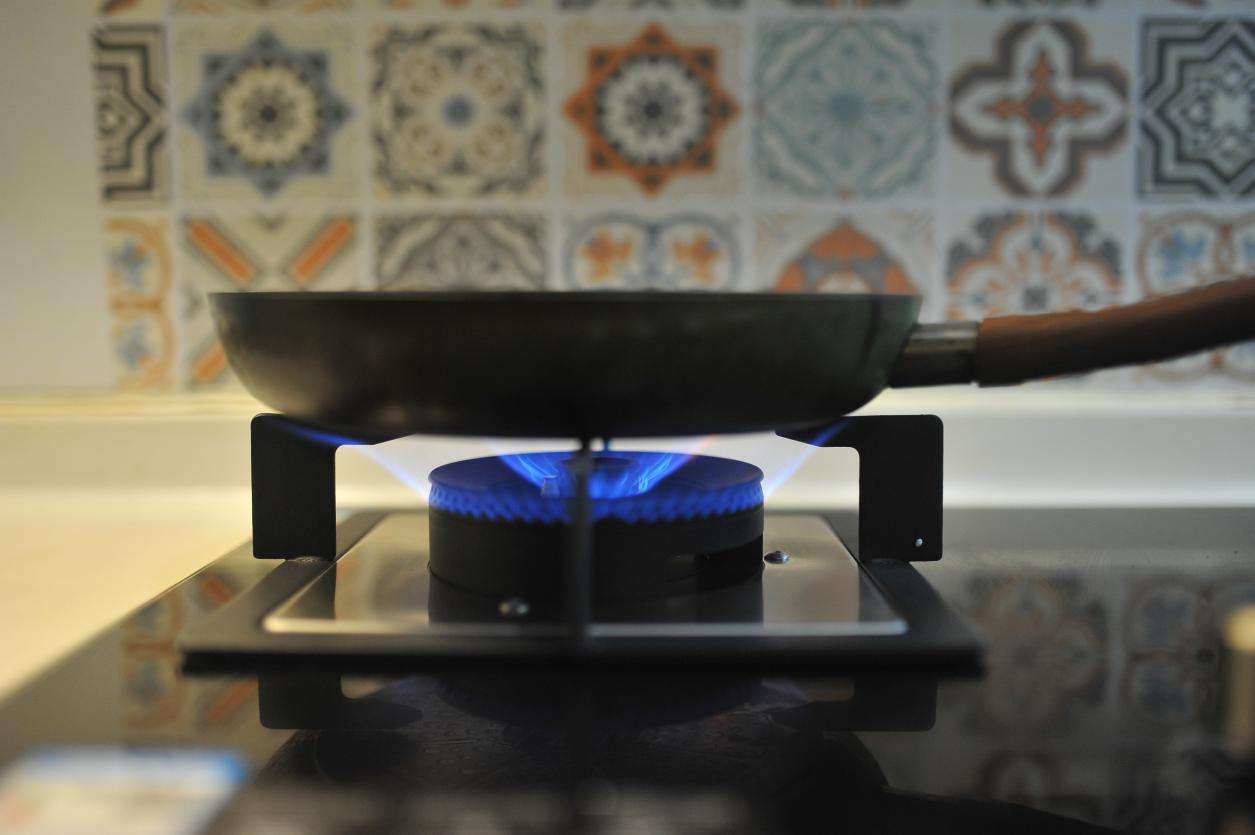 夏天厨房太热,那厨房能不能装空调?得过了这4处才能安装