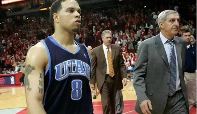 克里斯·保罗|05年保罗第四顺位进入NBA，排在他前面的成就如何？状元榜眼水货