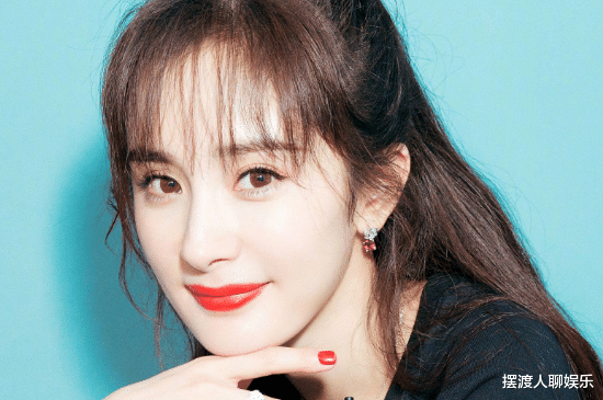 杨幂|顶流演员杨幂,事业有成不忘初心,与蜜蜂顶峰相见