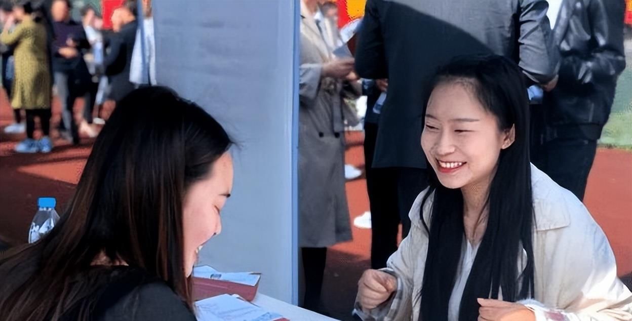 硕士研究生|名校硕士生辛苦考入国家电网，去到工作地之后，心里感到后悔