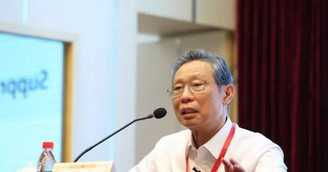 批评张文宏、钟南山的饶毅,反被扒出多重身份,大量粉丝倒戈