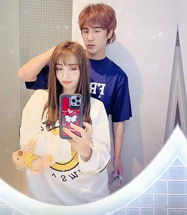 麦迪娜·买买提|姜潮自曝女儿发烧一夜没睡，女儿睫毛长遗传麦迪娜，儿子开睡衣课