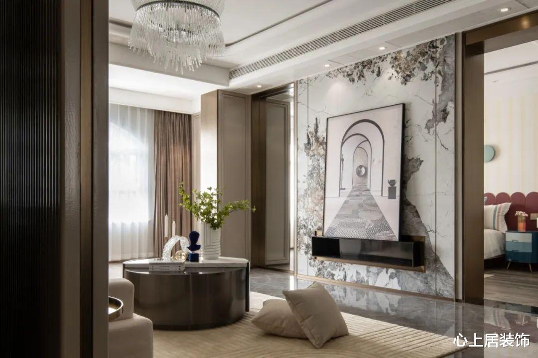 154㎡轻奢复式,优雅不灭,超越时间之影