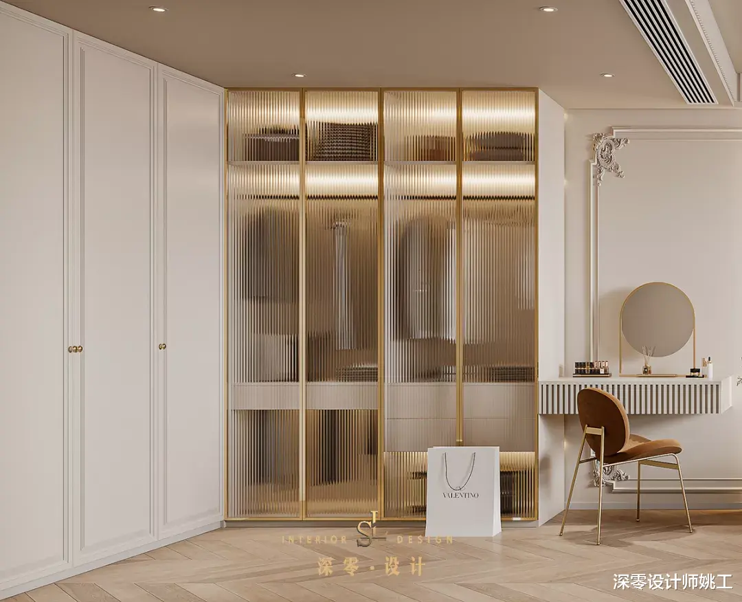 155㎡复式简约,角花线条编排弧形吊顶,优雅的花色电视墙让人痴迷