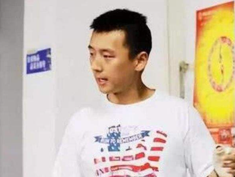 物理天才尹希:美国再不好也不回来
