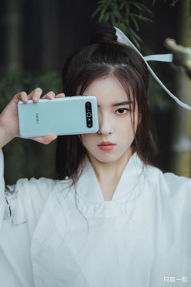 魅族|魅族19粉丝设计版公布:华为同款星环设计,还有梦回双屏旗舰!