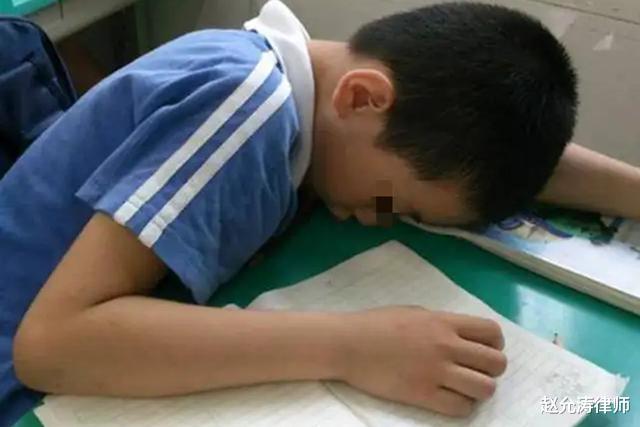 案例:67岁男子囚禁侵犯女教师,只因嫌对方家访时穿着暴露