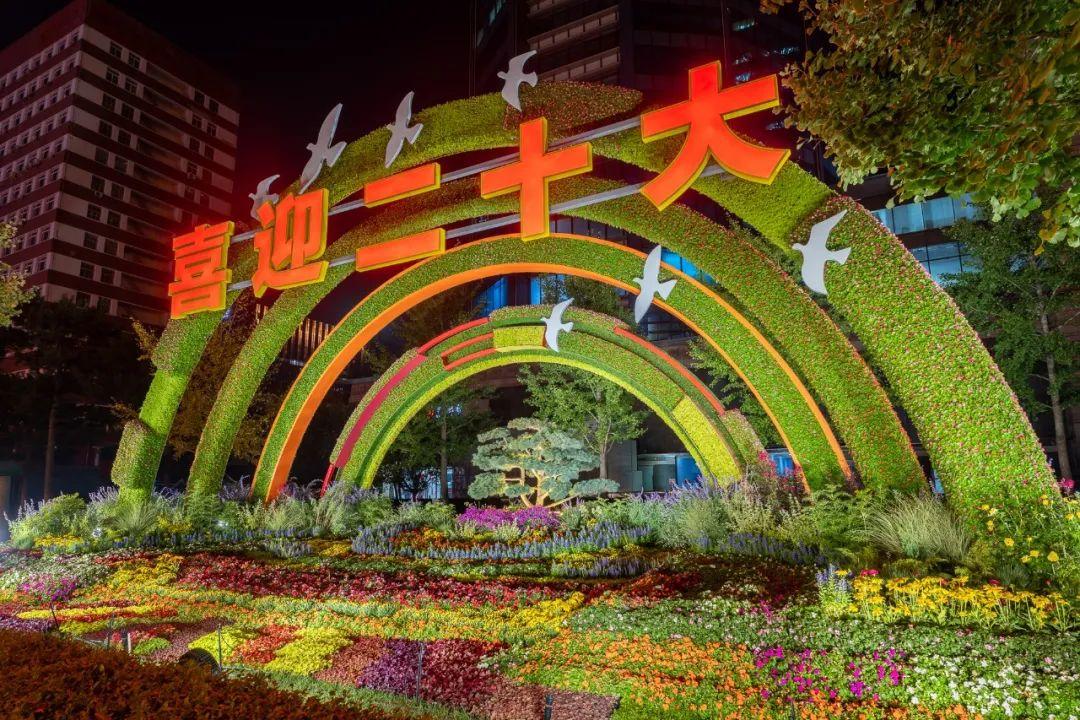 上海市|花了三个晚上，打卡长安街沿线14处立体花坛，夜景比白天更靓丽！