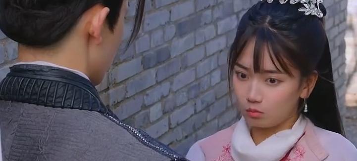 替身小甜妻|奇幻短剧《替身小甜妻》，男女主一起穿越当侠侣