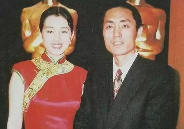 巩俐|终于明白，张艺谋当年不娶巩俐的真实原因了，只因为这两件事