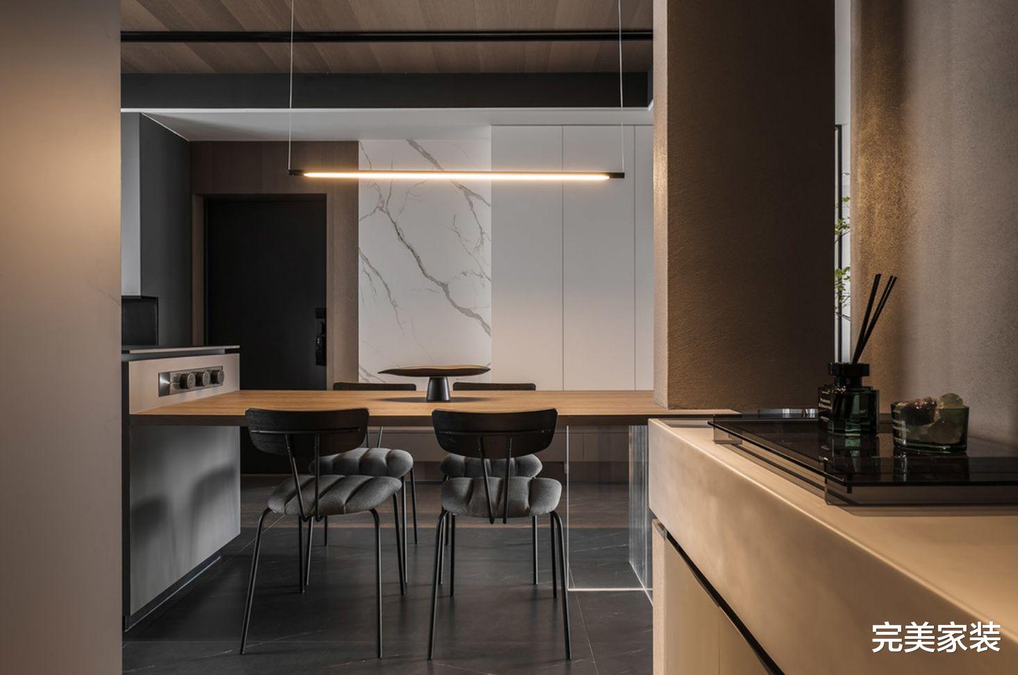 杭州90后室内设计师的家,140㎡空间里充满新鲜感,让人眼前一亮!