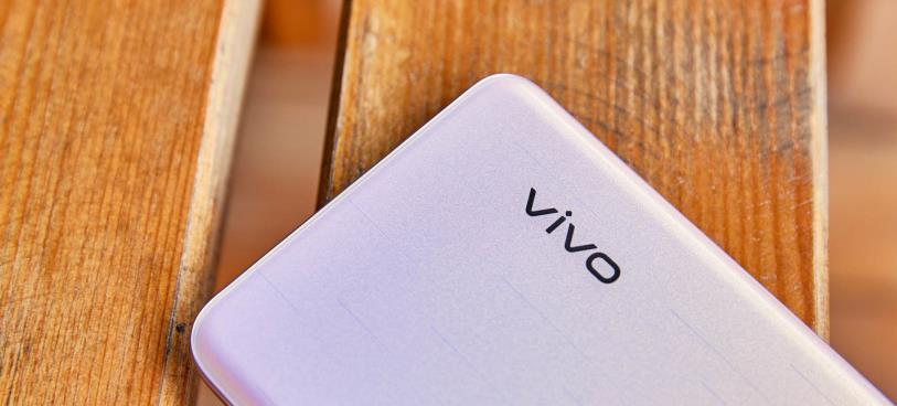 vivo|vivo开始认真了，6000mAh大电池+44W快充，256G低价卖给用户