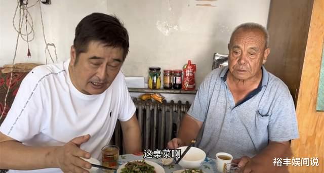 林威|67岁港星林威河北农村蹭饭！亲自到菜园中摘菜，做一大桌乡村美食