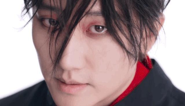 黄轩 拍个广告肩膀也要造假？高片酬下明星身上还有什么是真的？