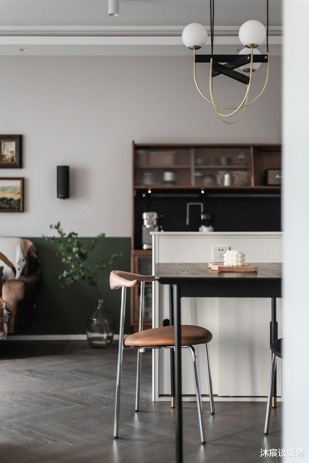 她家房子虽小但装得很好,功能足收纳多,不愧是小户型的装修样板