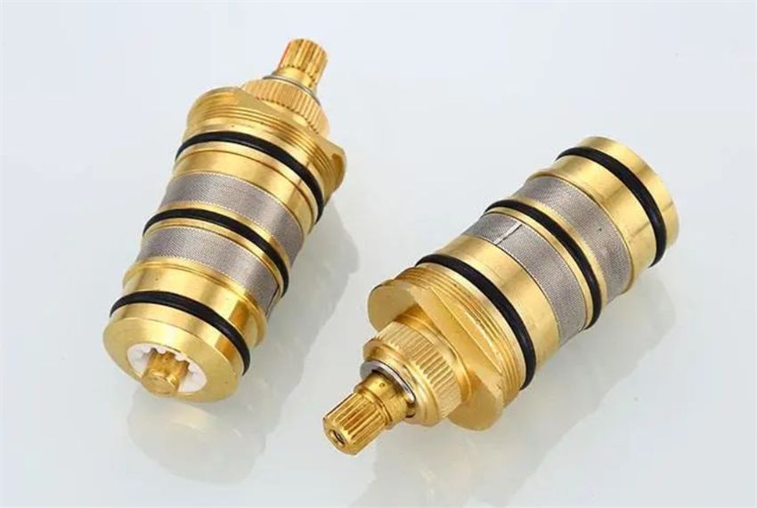 建议大家：花洒没必要买太贵的！满足这4个关键点，家用足够了