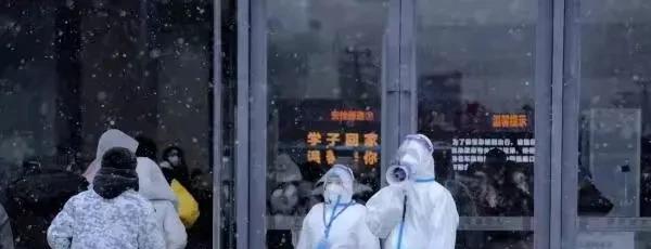 奥密克戎为何两副面孔?