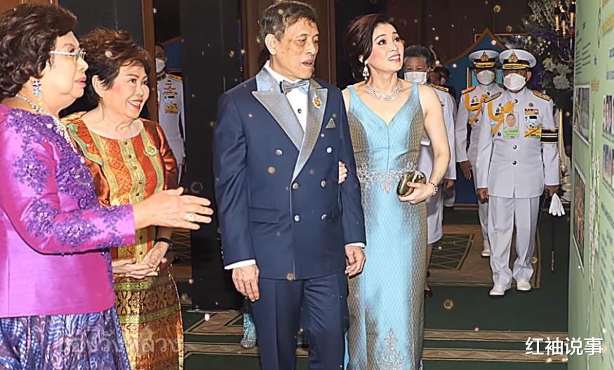 唐山|苏提达单人海报蹊跷，眼神委屈双目含泪，不见男主角70岁泰王