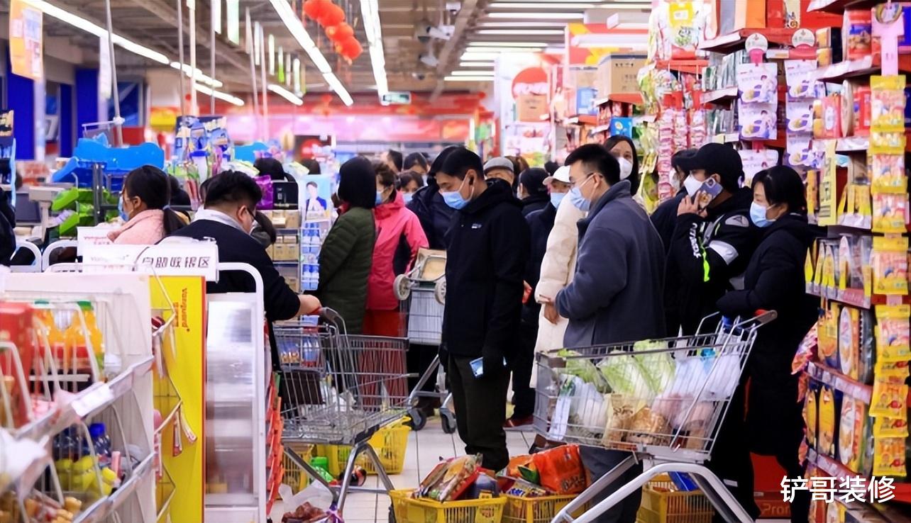 解封之后,我开始报复性消费:原本坚持的断舍离,不过是自欺欺人