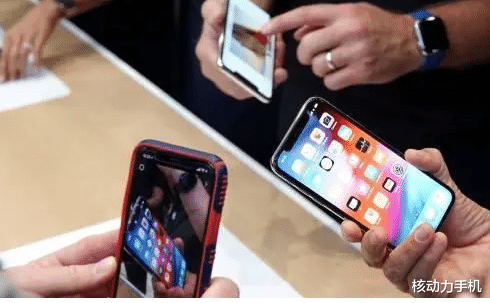 全球的iphone都能免费换新，为什么中国消费者就不可以？