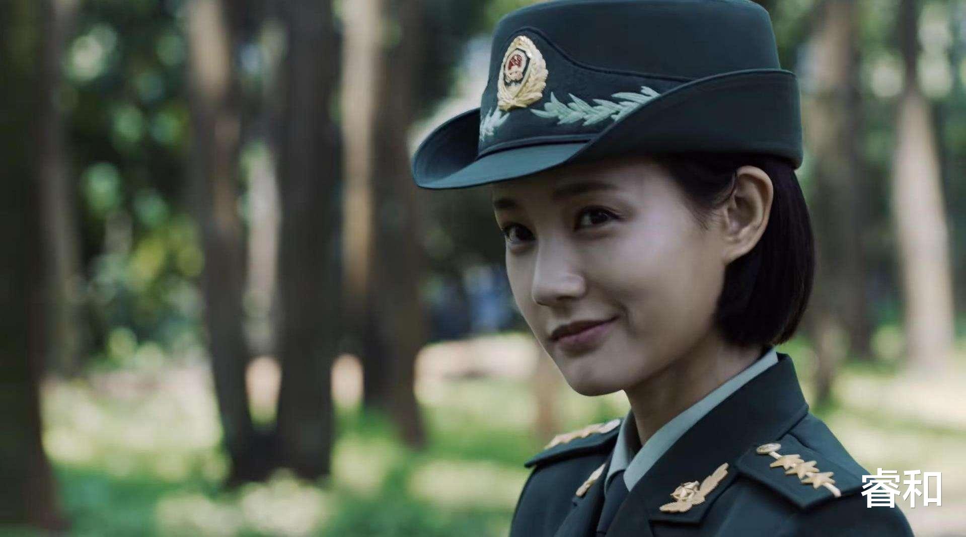 特战荣耀|《特战荣耀》最大的败笔，强加的角色和感情戏份，看得观众都尴尬