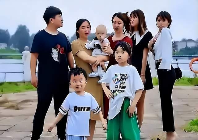 |姚威过往信件曝光,认为小星星是网络喷子,支持许妈查真相成错误