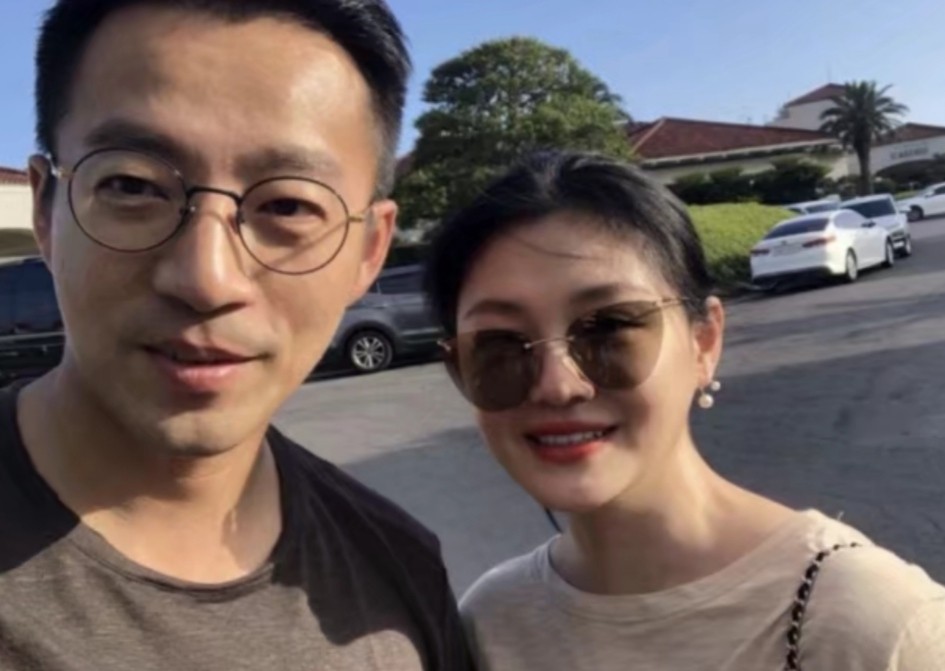 大S|大S离婚后初亮相，颜值在线宛如少女，与小S对比太明显