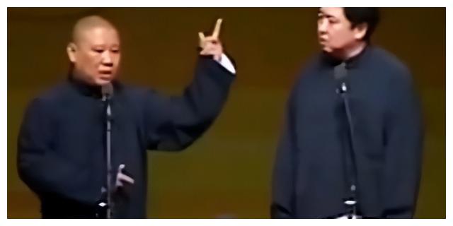 独行月球|姜昆：当众让鞠萍颜面尽失，与郭德纲不和多年，反三俗却犯三俗？