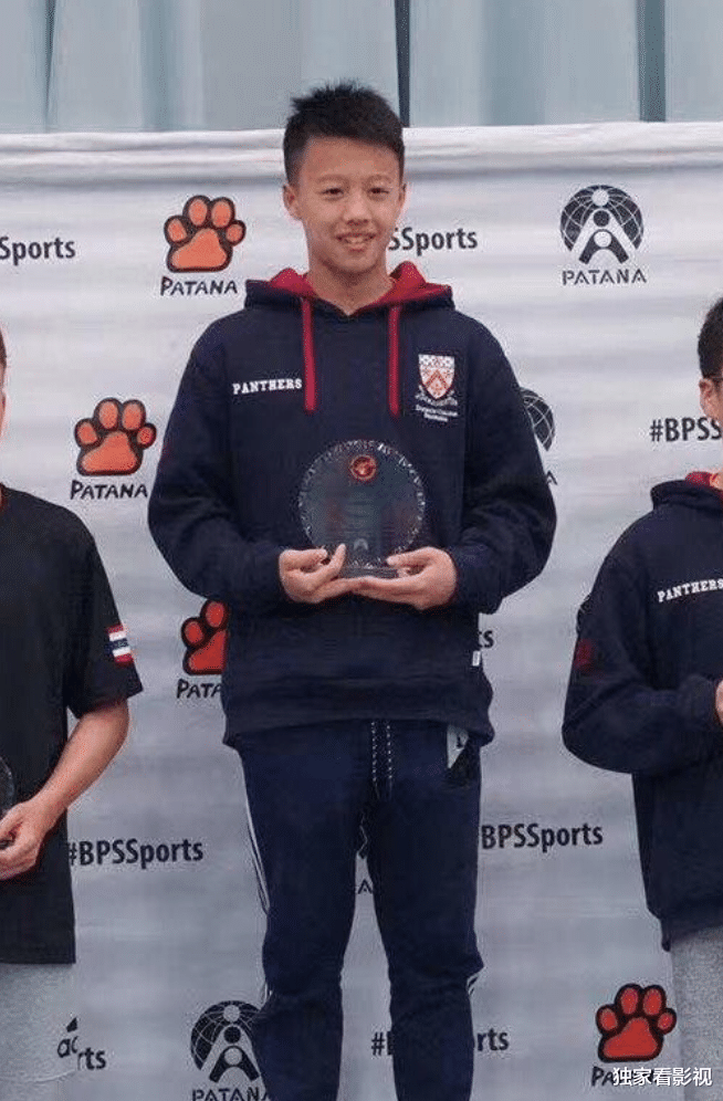 吴磊|50岁孙悦晒出生时老屋，被儿子吐槽像鬼屋，17年前嫁身家10亿富商