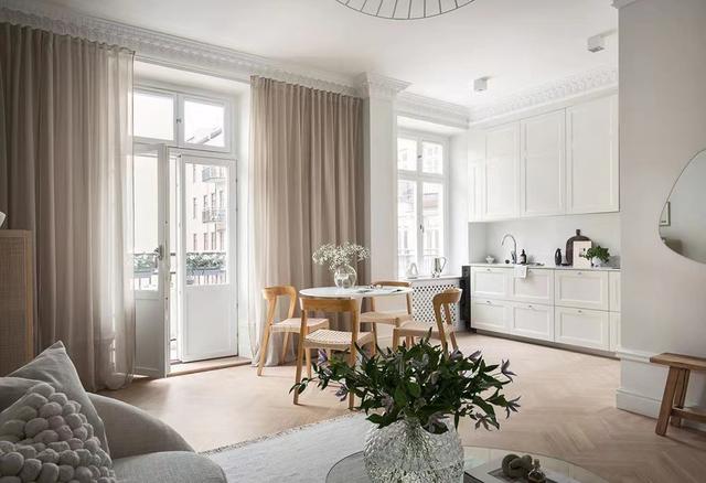 30岁瑞典女人58㎡的一室公寓，温柔米色调，那叫一个温馨，超喜欢