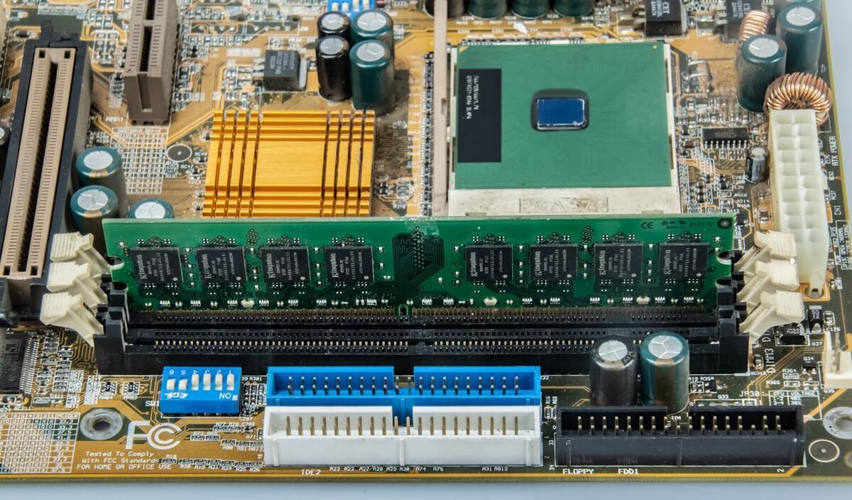 机箱|加装内存需要注意什么？不同品牌能一起用吗？