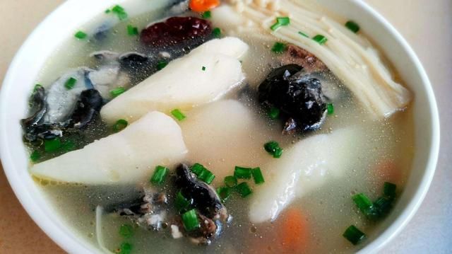 立秋后，宜养肺，多吃这“6白”，清润去燥身体好！