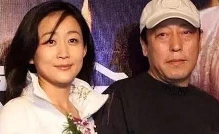 潘长江|娱乐圈这8位男星，自己长相一般，娶的老婆却都如花似玉