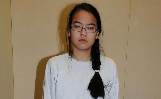 案例:24岁女孩雇凶杀父母,母亲临终哀求,父亲苏醒后说出起因