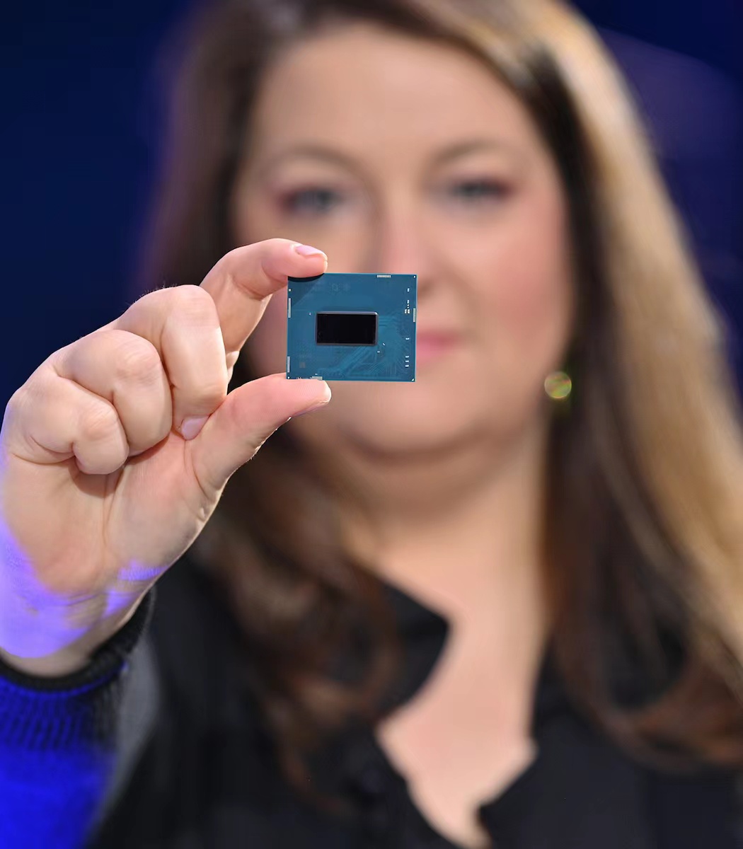 VR|无薪休假3个月!英特尔要变相“裁员”:瞬间省下200多亿