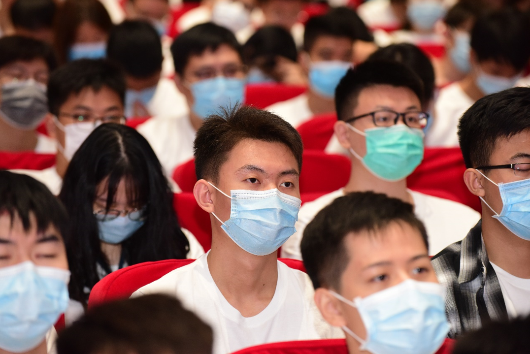 宝应|儿子考上名牌大学，父母的“噩梦”却开始了，聊天记录让人叹息